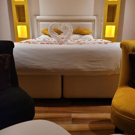 Spa Celyna Appartement Avec Jacuzzi Privatif Lyon Eksteriør billede